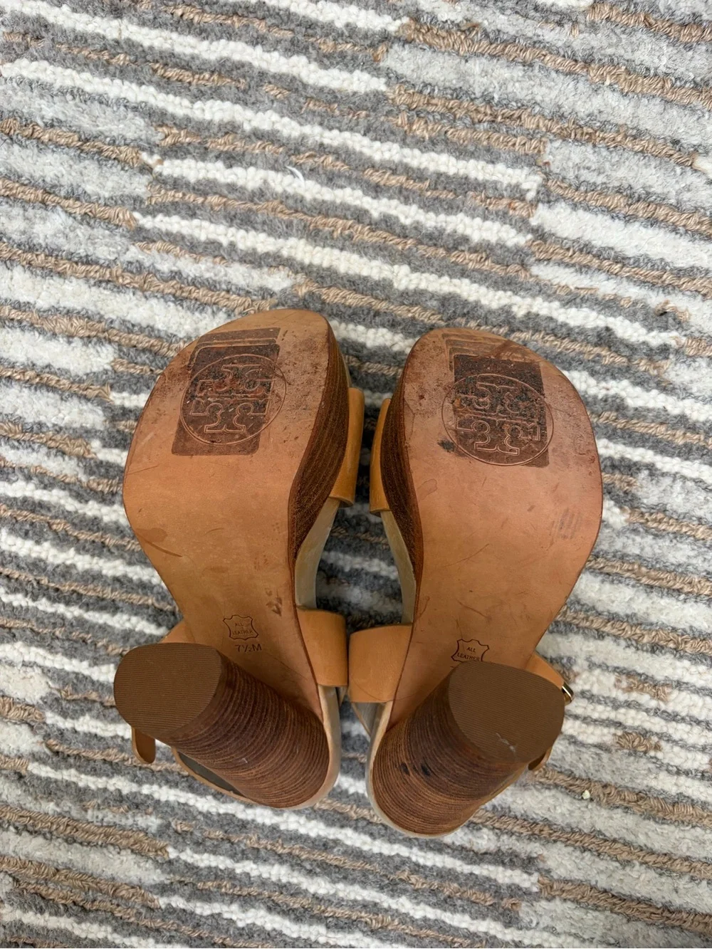 Tory Burch Tan Leather Platform Heeled Sandals – Size 7.5
